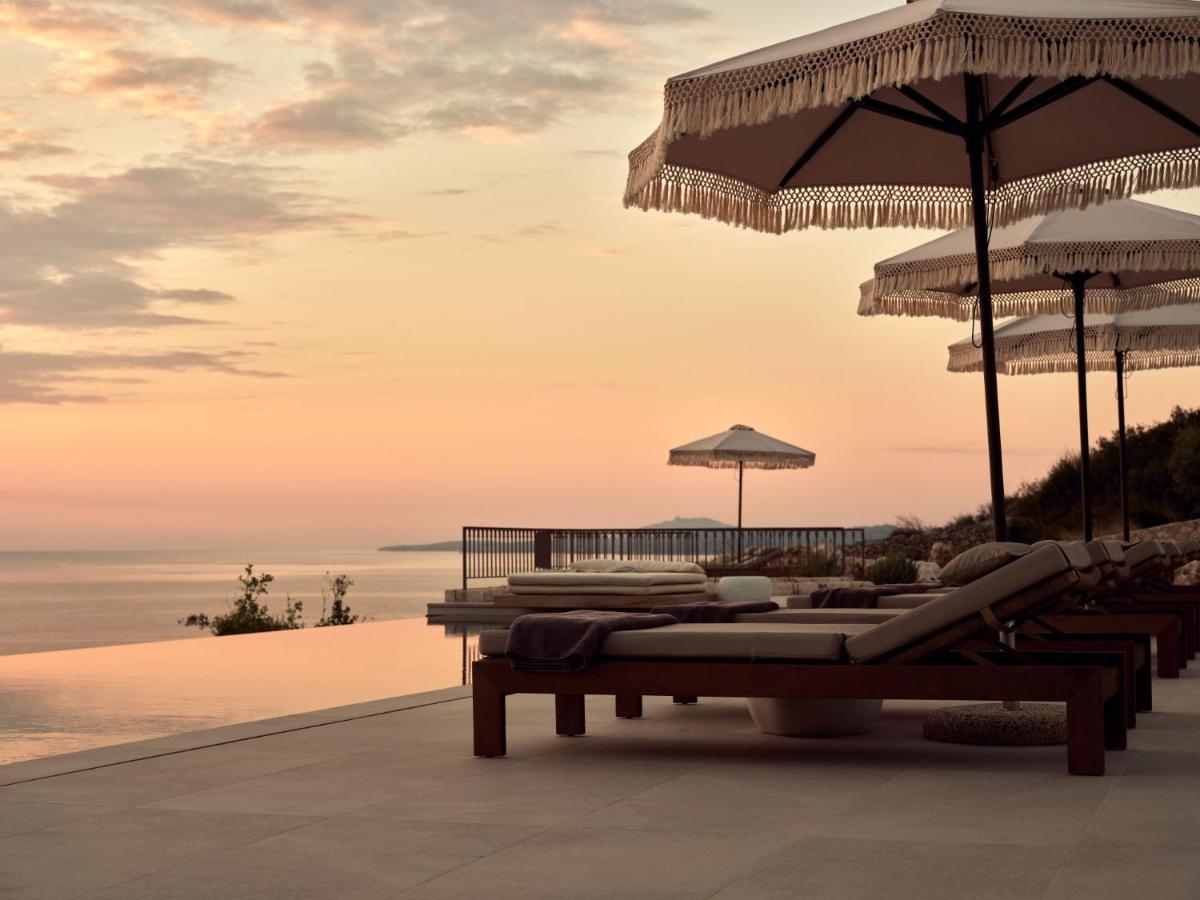 Rebek Luxury Villas & Suites Agios Nikolaos  Exterior photo