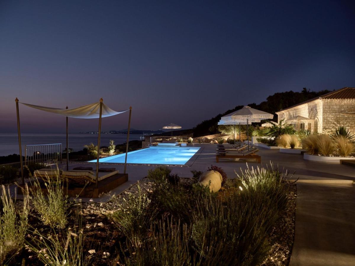Rebek Luxury Villas & Suites Agios Nikolaos  Exterior photo