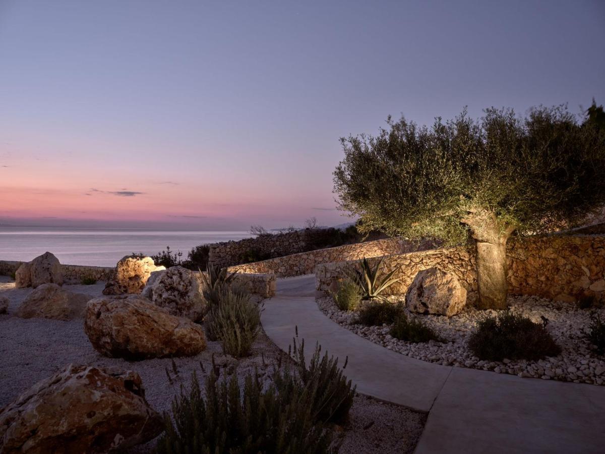 Rebek Luxury Villas & Suites Agios Nikolaos  Exterior photo